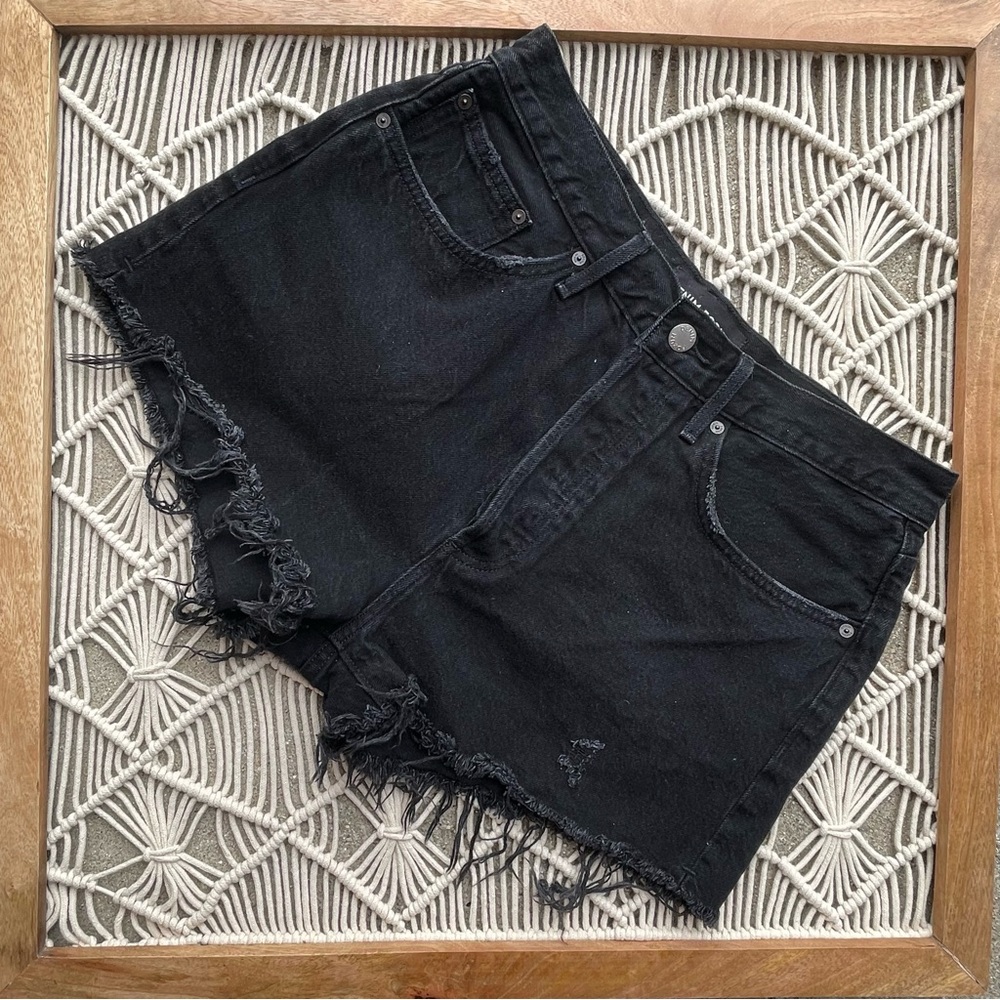 Denim Forum Black Distressd Jean Shorts Size 30